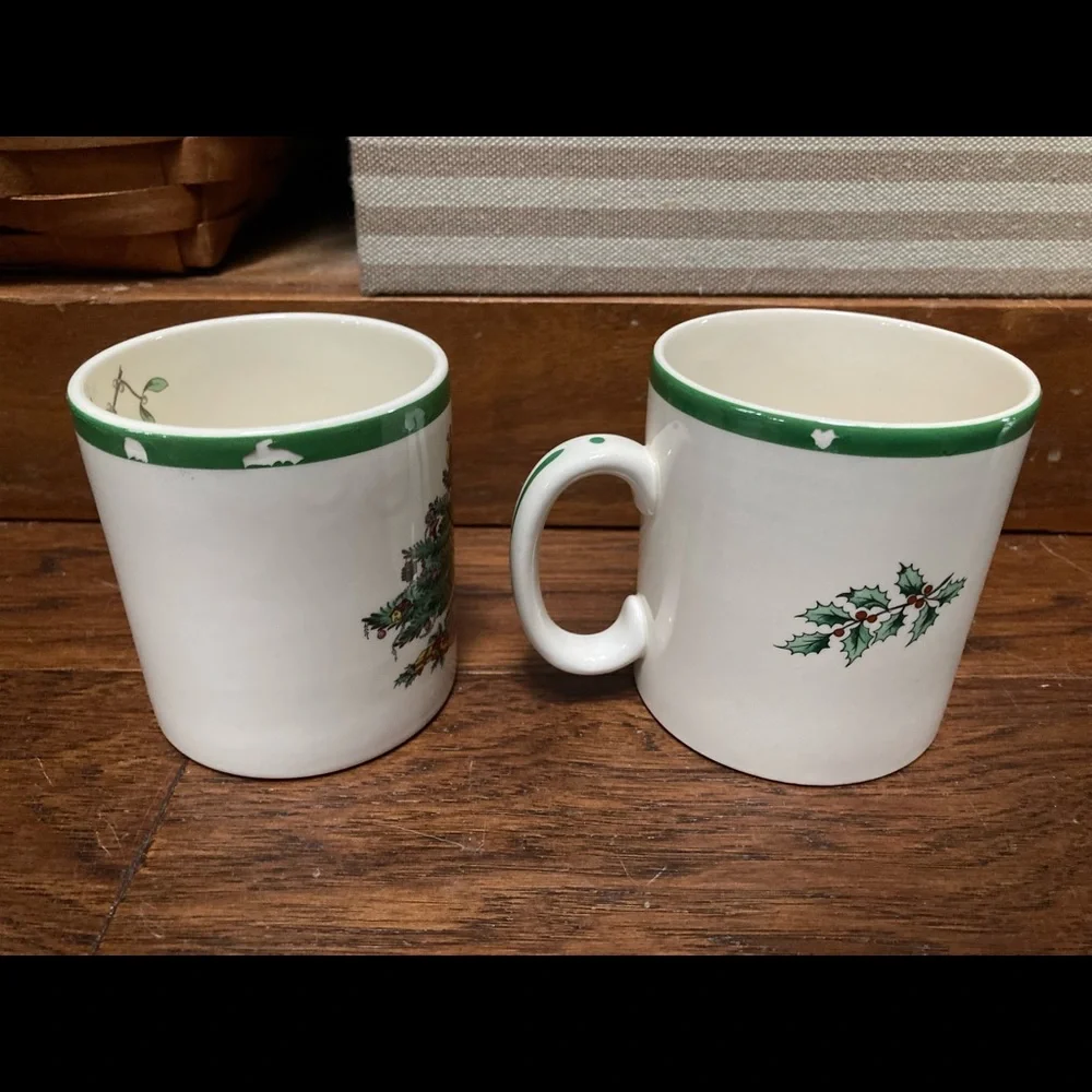 Spode Christmas Tree Mug Set - Picture 6 of 6